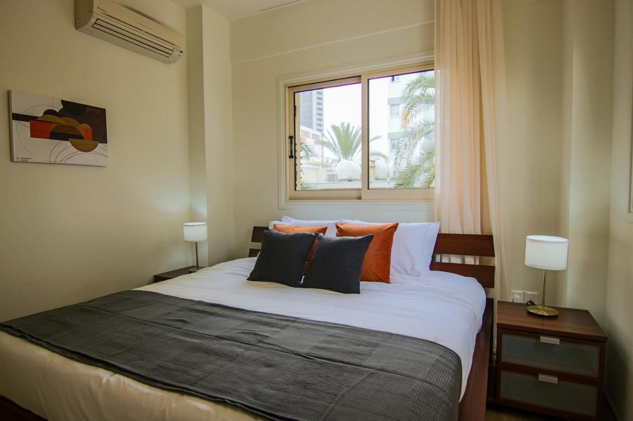 Phaedrus Living City View Luxury Iras Flat 102 Nicosia Exterior photo